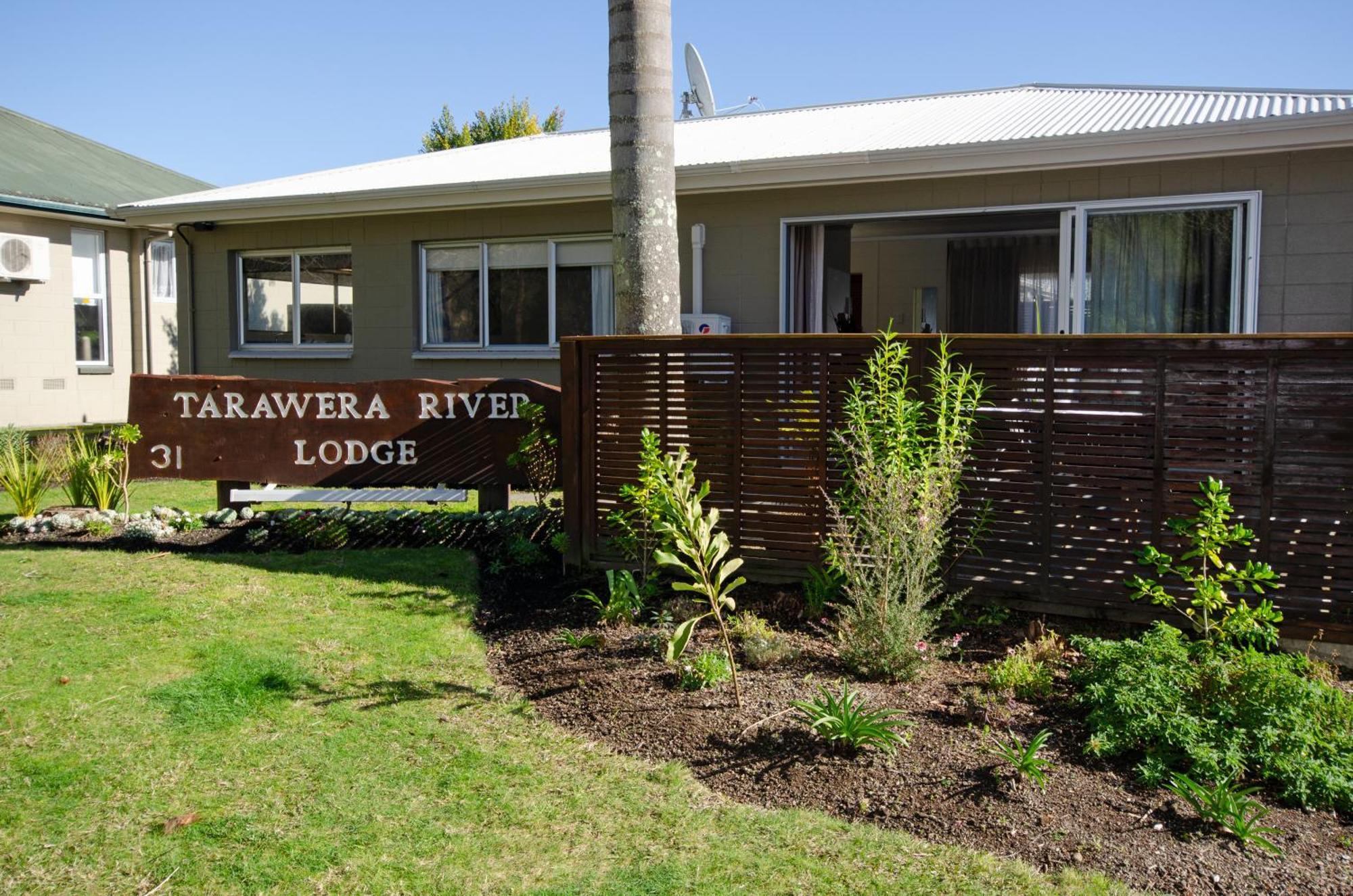 Tarawera River Lodge Motel Kawerau Extérieur photo